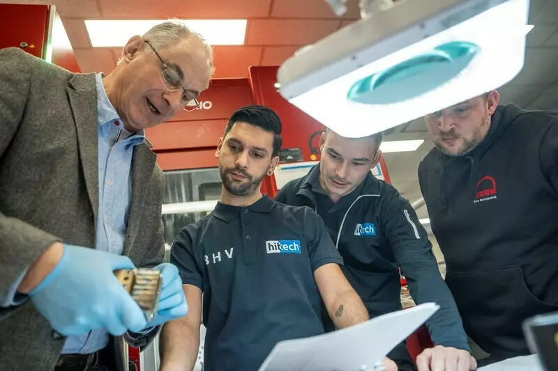Eugene in fabriek bij Hittech Bihca - STODT opleidingen